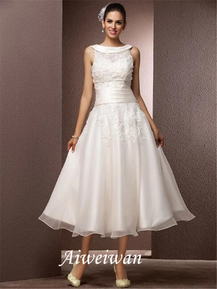 

A-Line Wedding Dresses Bateau Neck Tea Length Organza FloralLace Regular Straps Formal Casual Illusion Detail with Appliques2021
