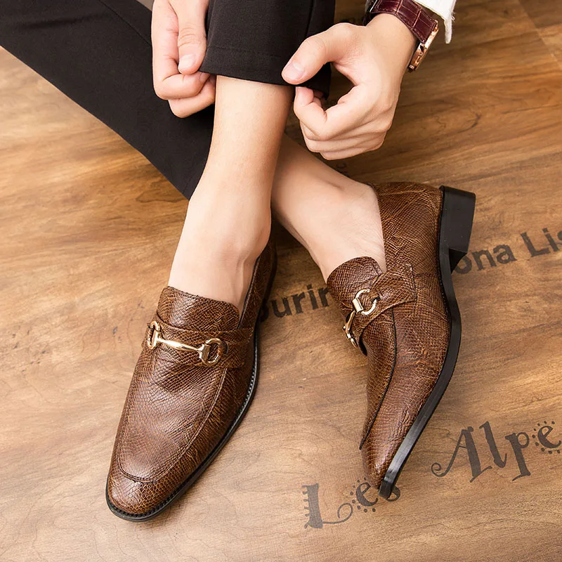 

Men Loafers Moccasins Casual Shoes outdoor Suede Slip On Loafer Shoes breathable Men Flats Gommino Shoes Hommes Chaussures