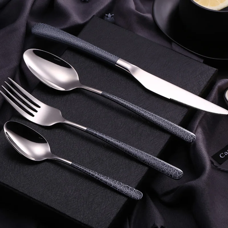 Набор столовой посуды из 4 предметов роскошная вилка и столовая ложка