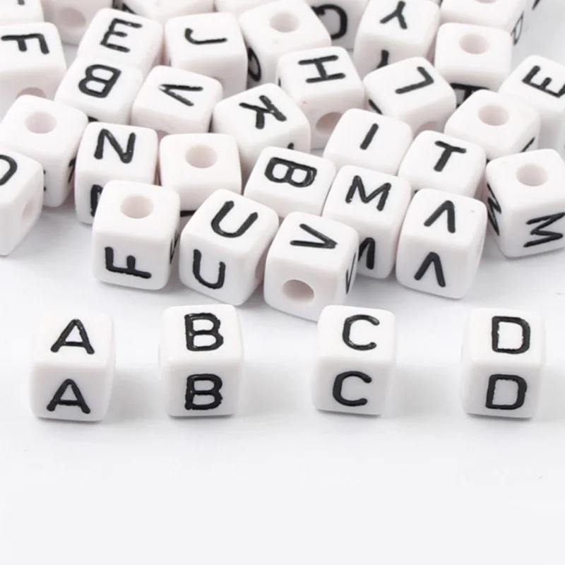 

Алфавита Квадратный Серебряные украшения в виде букв из A-Z акриловых разделительных оптовая продажа для ювелирных изделий для браслетов и ...