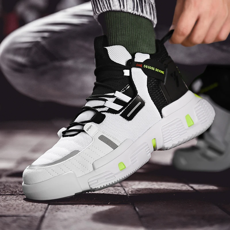 Кроссовки мужские спортивные высокие на шнуровке легкие дышащие для