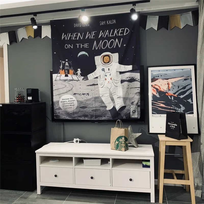Space Moon Walk Astronaut Tapestry Wall Hanging Cloth Home Decorative Living Room Curtain Wall on The Moon Landing Plan Fabric