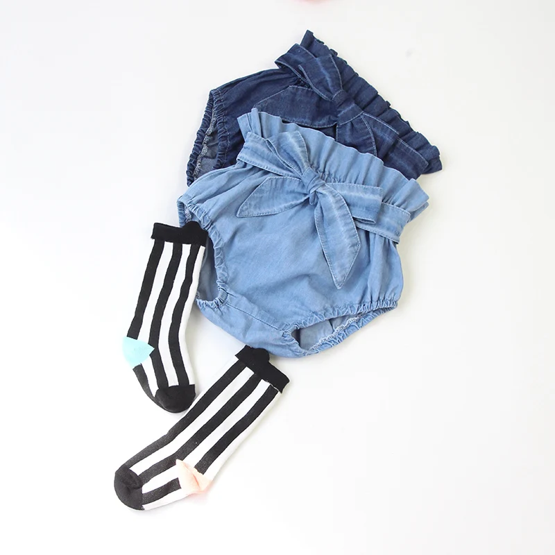Новые джинсы с оборками штанишки для малышей брендовые шорты маленьких девочек