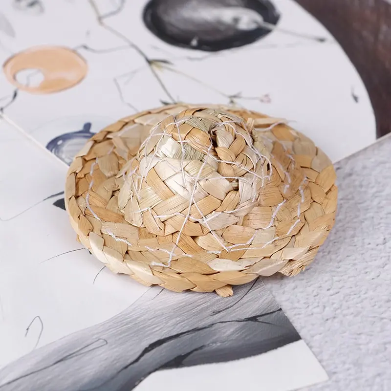 

Hand Weaved Scale 1/12 Straw Hat Mini Doll Hat Ornament Strawhat Dollhouse Miniature Kits Accessories High Quality