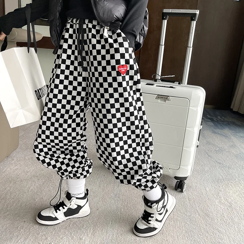 

Boys and girls checkered pants 2021 autumn paragraph Love labeling casual pants double composite beam