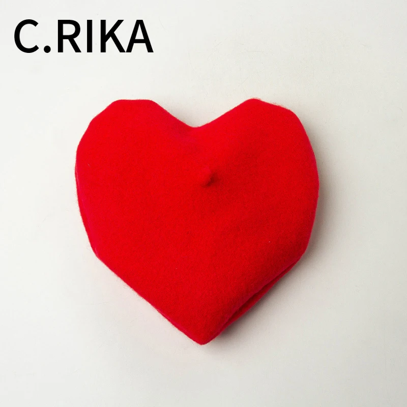 Женские береты с сердечками сезон осень зима 2021 шерстяной берет однотонная