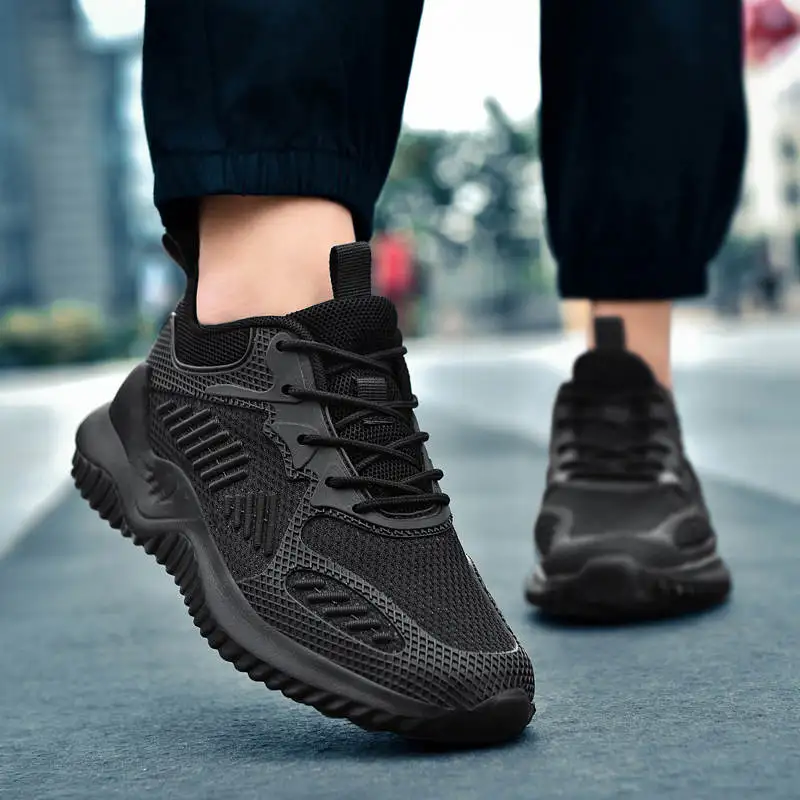 

2021 New Shoes Male Handmade Light Walking Breathable Summer Comfortable Casual Shoes Men's Sneakers Zapatillas Hombre Couple O7