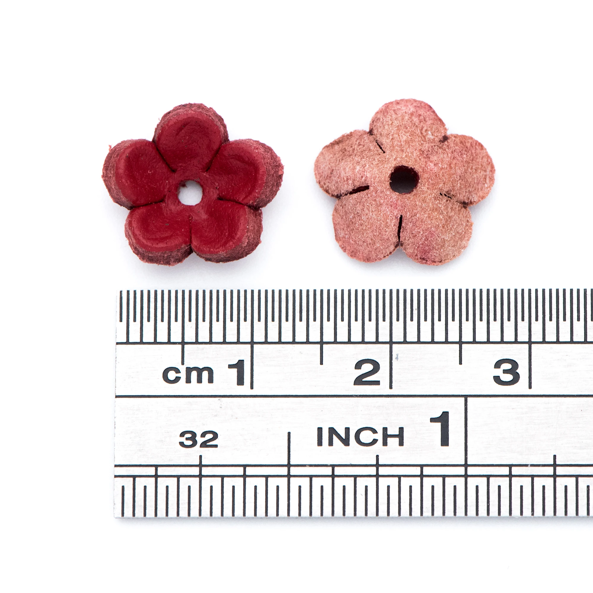 

10pcs Genuine Leather Flower 12mm, Floral Leather Charm Beads, Red (FB-060-4)