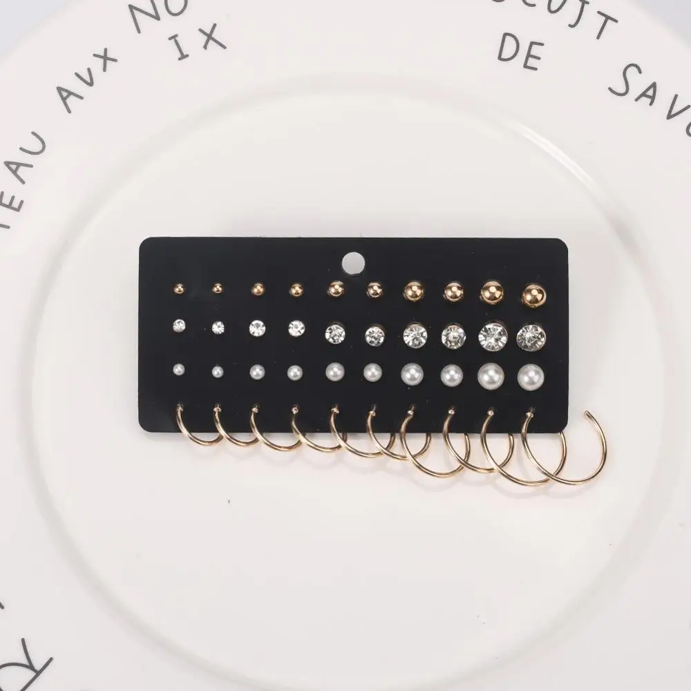 

Women's Pearl Earrings Set For Female Bohemian Brincos Fashion Jewelry 2020 Rhinestone Pearl Stud Earrings