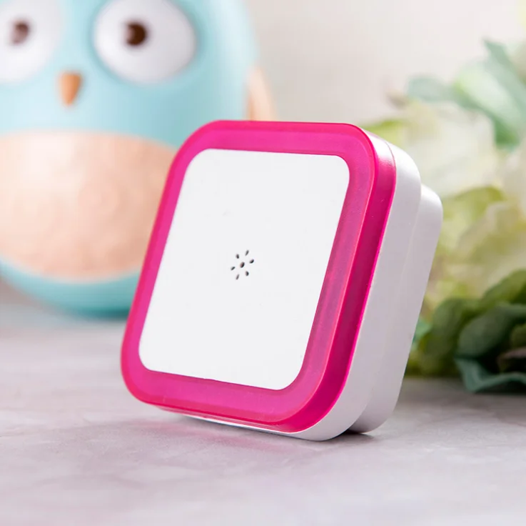 Новинка мини ночсветильник с евророзеткой и американской вилкой сенсорным