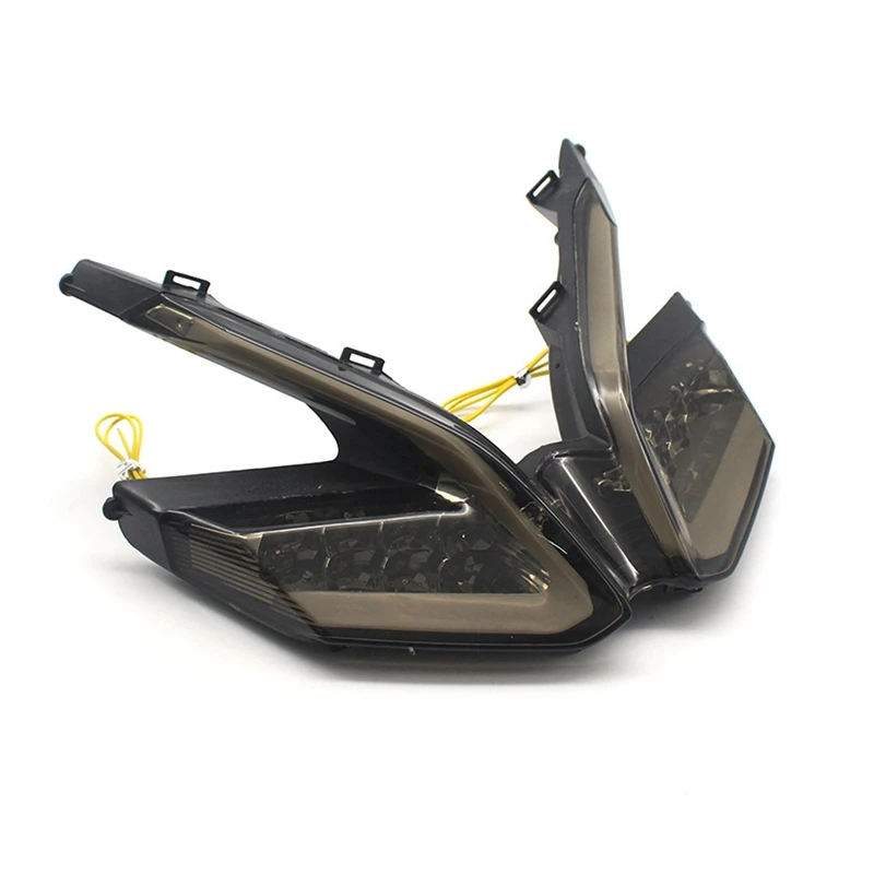 

NEW-Tail Light Brake Turn for Ducati 899 959 1199 S R 1299 Panigale 12-17