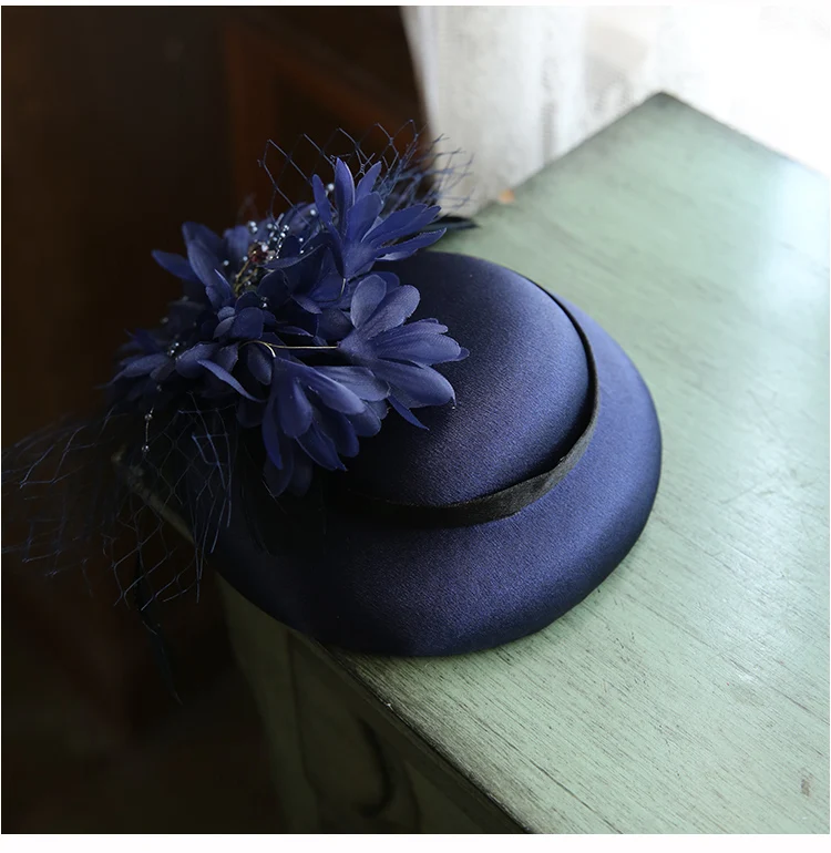 French Ladies Mini Wedding Headwear Feather Veil Fedora Cap Elegant Ladies Cocktail Race Horse Party Fascinator Hair Clips New