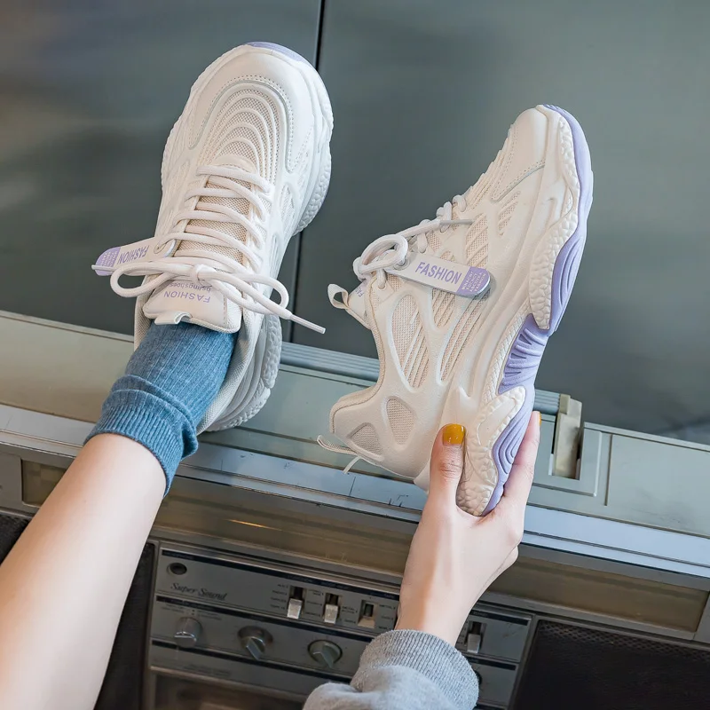 

New versatile sports and leisure shoes in 2020