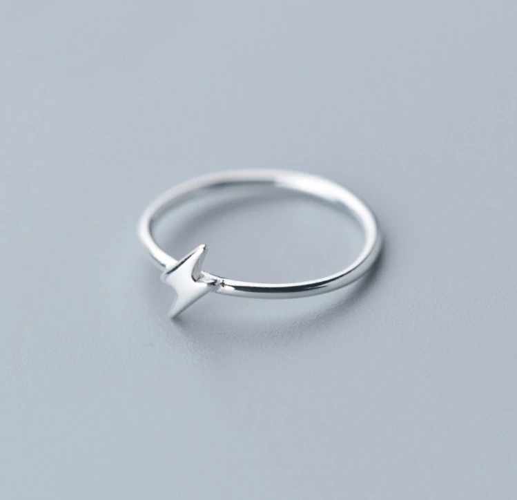 Женское кольцо средней длины с тонким кольцом S92 5 цельное из стерлингового