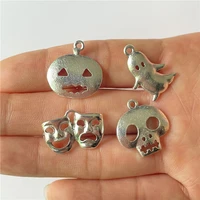 junkang 10pcs christmas series a variety of exotic diy handmade skull pendant necklace bracelet small jewelry wholesale