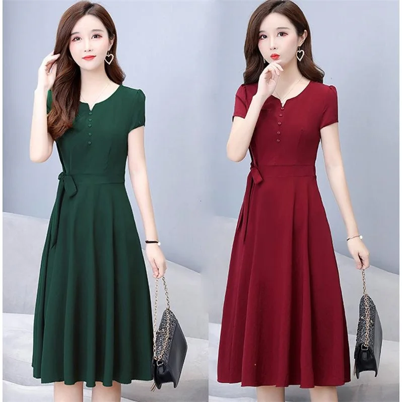 Лето на пуговицах с поясом короткими рукавами Тонкий был тонкий круглый воротник