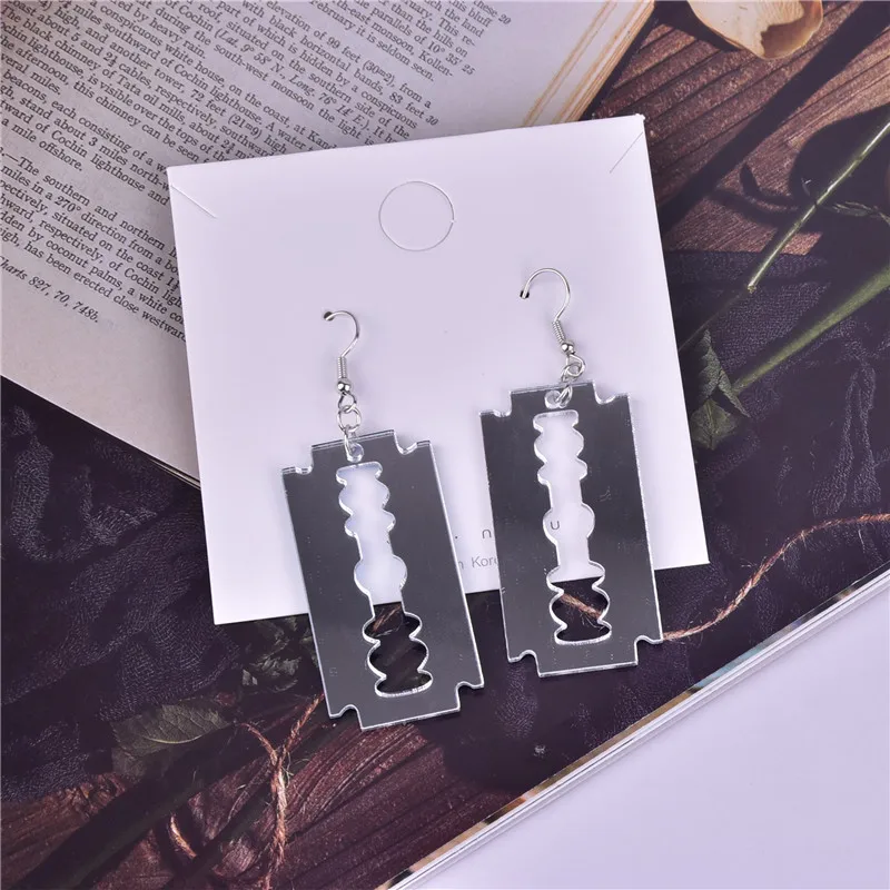 10 шт./упак. Смешные готические панк лезвия Arcylic Подвески двойное лицо зеркало