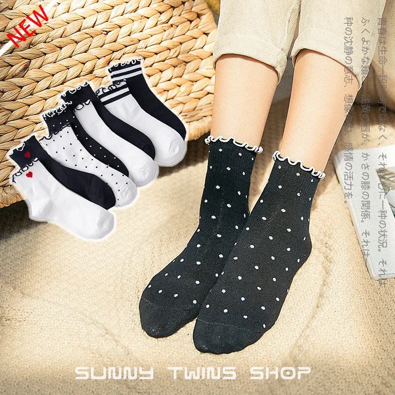 

autumn and winter college wind stripes love heart socks solid color dot curling women Ankle socks