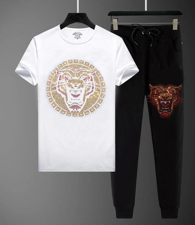 

Мужской спортивный костюм Стразы, комплект из двух предметов, футболка и шорты, брендовая спортивная одежда, мужской спортивный костюм, спортивные костюмы