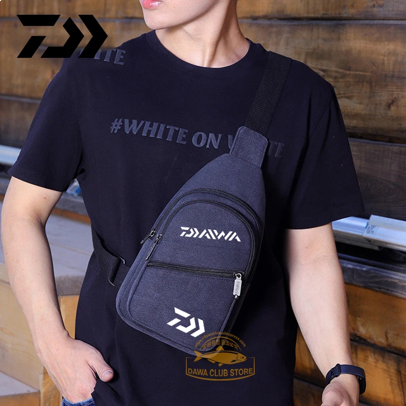 

2020 Daiwa New Men's Fishing Chest Bag Fashion Casual Shoulder Messenger Bag Outdoor Multifunctional Canvas Chest Bag