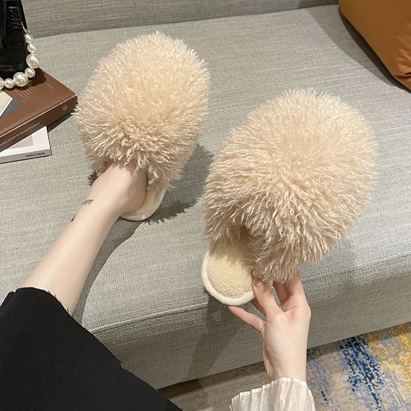 

Women's White Furry Fluffy Versatile Platform Home Lazy Slippers Womans Fashion Soft Sole Indoor Bedroom Slipper 2021 New Ladies