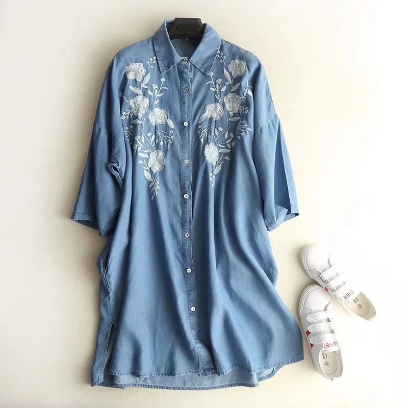 Джинсовое платье с цветочной вышивкой новинка весны 2020 повседневное Свободное