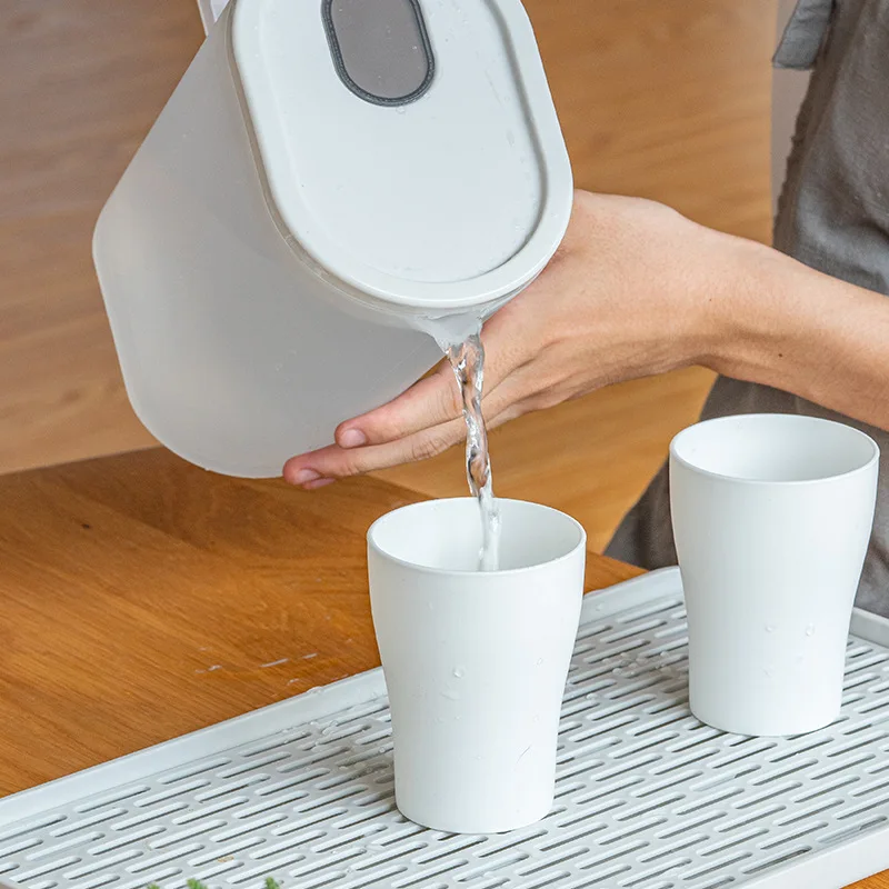 Пластиковый японский кувшин для воды термостойкий креативный большой емкости