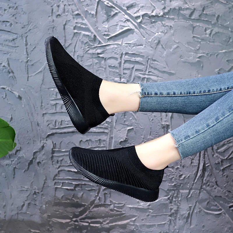 Кроссовки-носки женские сетчатые мягкие дышащие без застежки на платформе