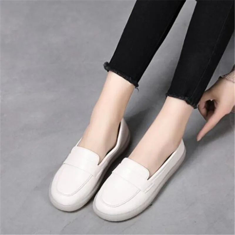 Женские весенние туфли на мягкой нескользящей подошве модные повседневные