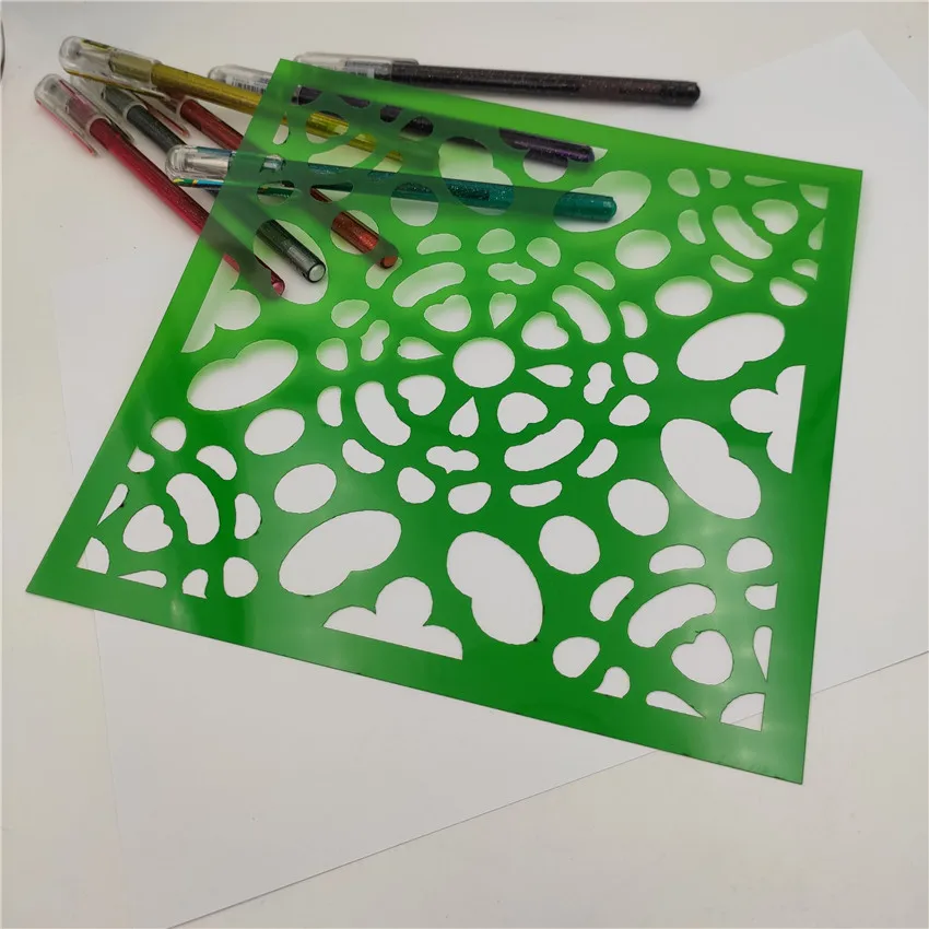 Трафарет для скрапбукинга с зелеными листьями 20 х20 см | Дом и сад