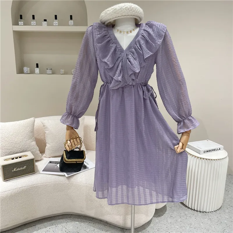 

Women's Spring Summer 2021 Fashion Retro pleated lace V-neck stitching waist show thin dress temperament long Dress