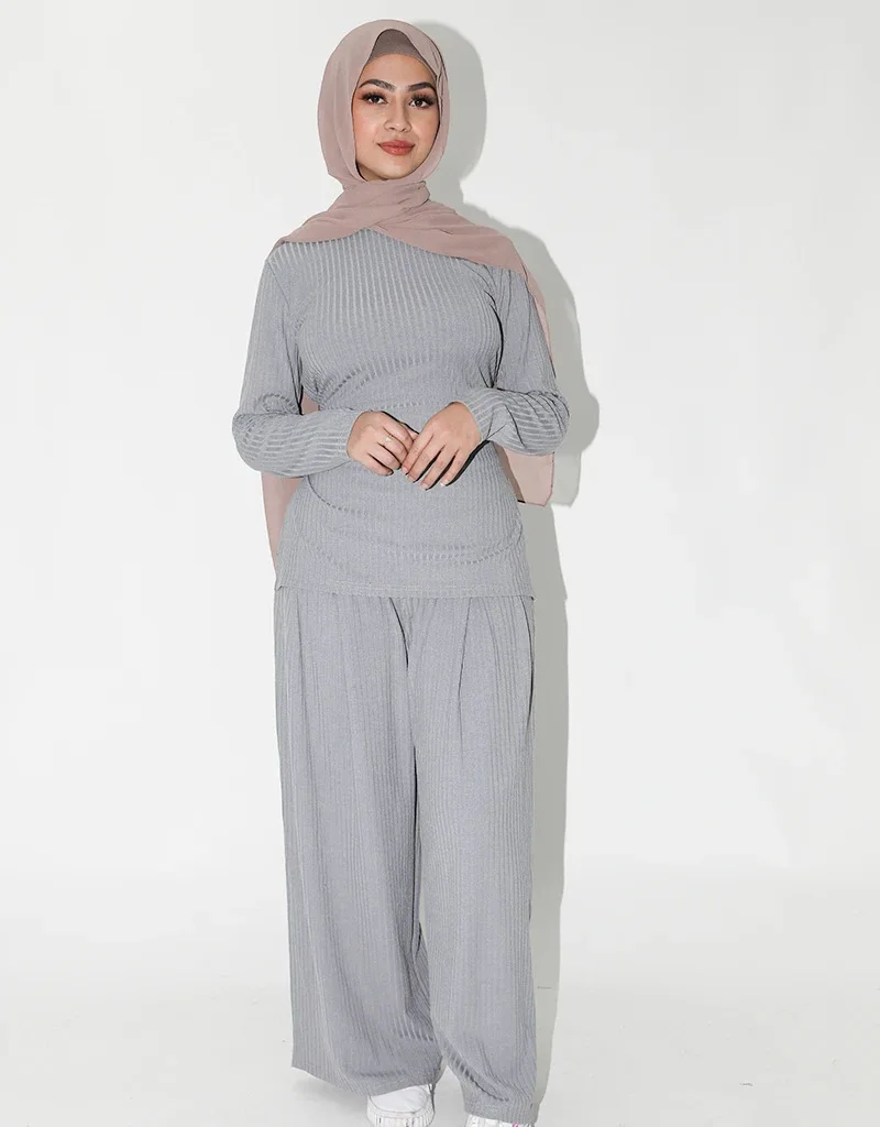 

Middle East Ramadan Eid Dubai Turkey Knitting Suit Plus-size Belt Top Wide-legged Pants Two-piece Set Muslim Fashion Donsignet