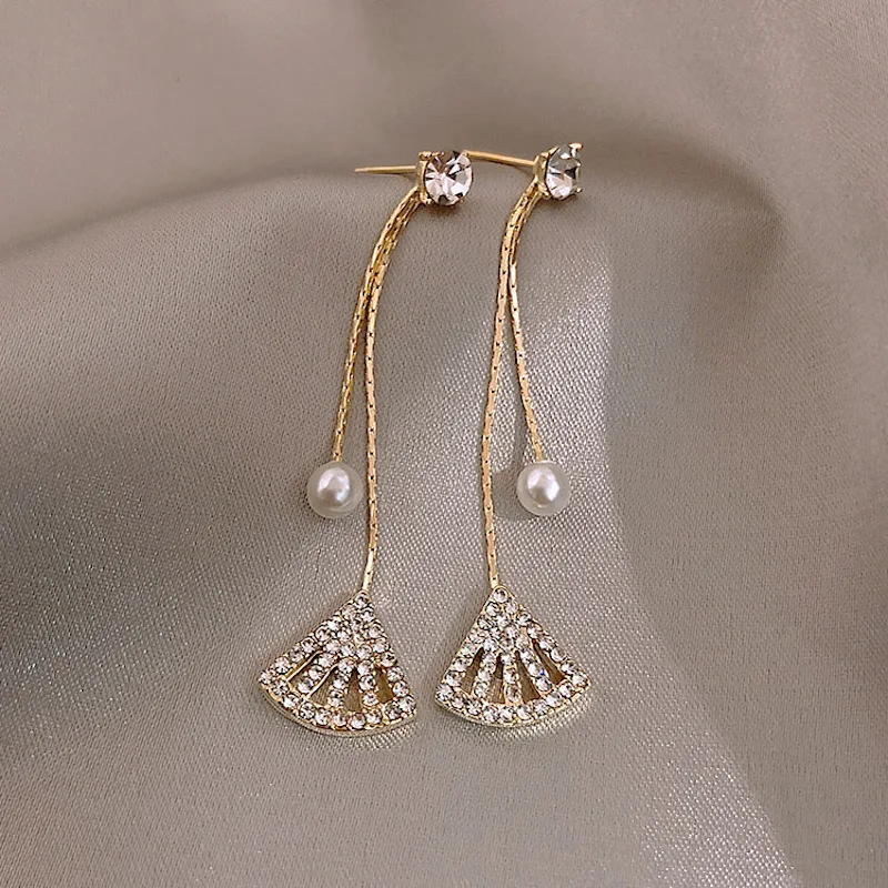 

Fashion Fan-shaped Crystal Dangle Earrings for Women Bohemian Charm Layer Metal Tassel Drop Earrings Party Hanging Jewelry