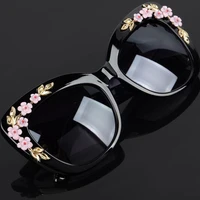 2019 luxury queen cat eye sunglasses for women rose flower vintage girls oculos de sol oversize brand design women sun glasses