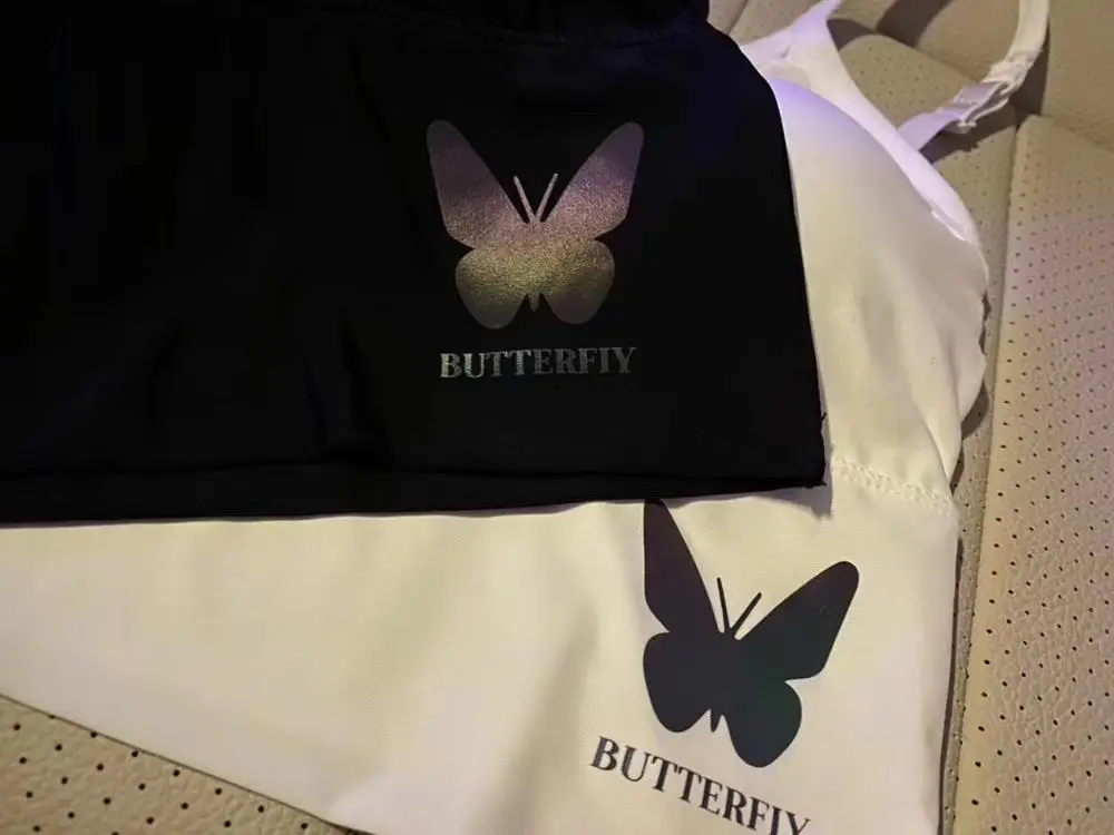 

The New Women's Breast wrap Glow butterfly pattern U-neck Beautiful back Female Can be worn outside No rims Base underwear