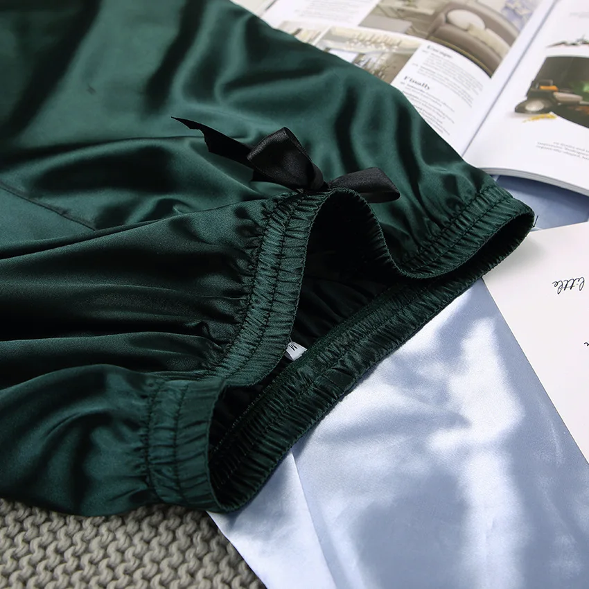 

Green Women Sleepwear 2 Piece Pajamas Set Round Neck Short Sleeve Top Solid Loose Pants Silk Satin Home Wear Casual Suit Sets