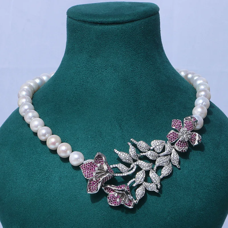 

Retro simple pearl necklace exaggerated micro-inlaid flowers freshwater pearl short necklace 210326-08
