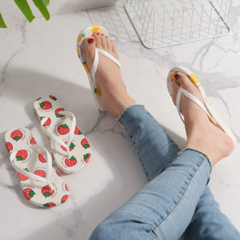 Женские летние уличные тапочки из ПВХ с милым фруктовым принтом Пляжные