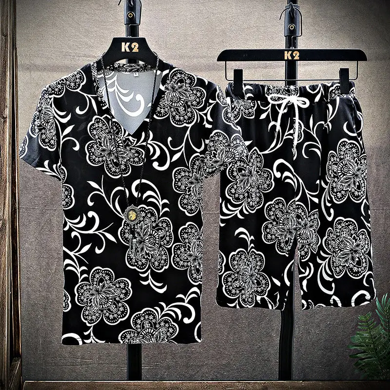 

Summer ice silk suit Korean fashion v-neck short sleeve T-shirt men's thin casual clothes young students fashion shorts