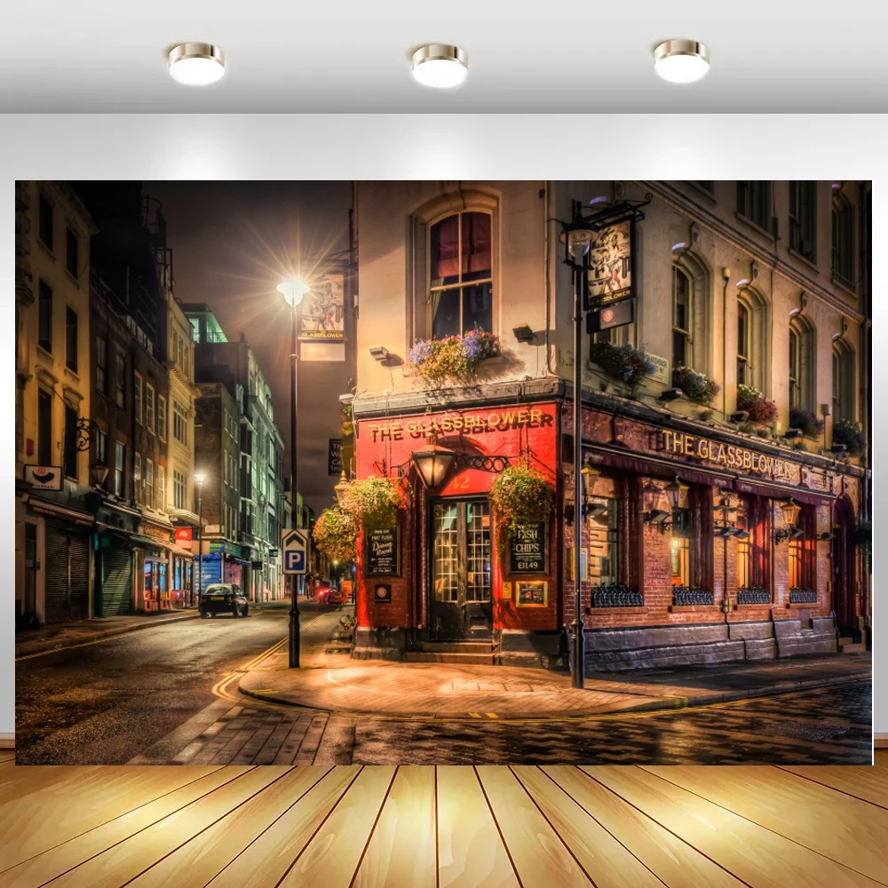 

Фон для студийной фотосъемки с изображением старой улицы, улицы, ночного пейзажа, городских зданий, ламп, столбов, женских портретов