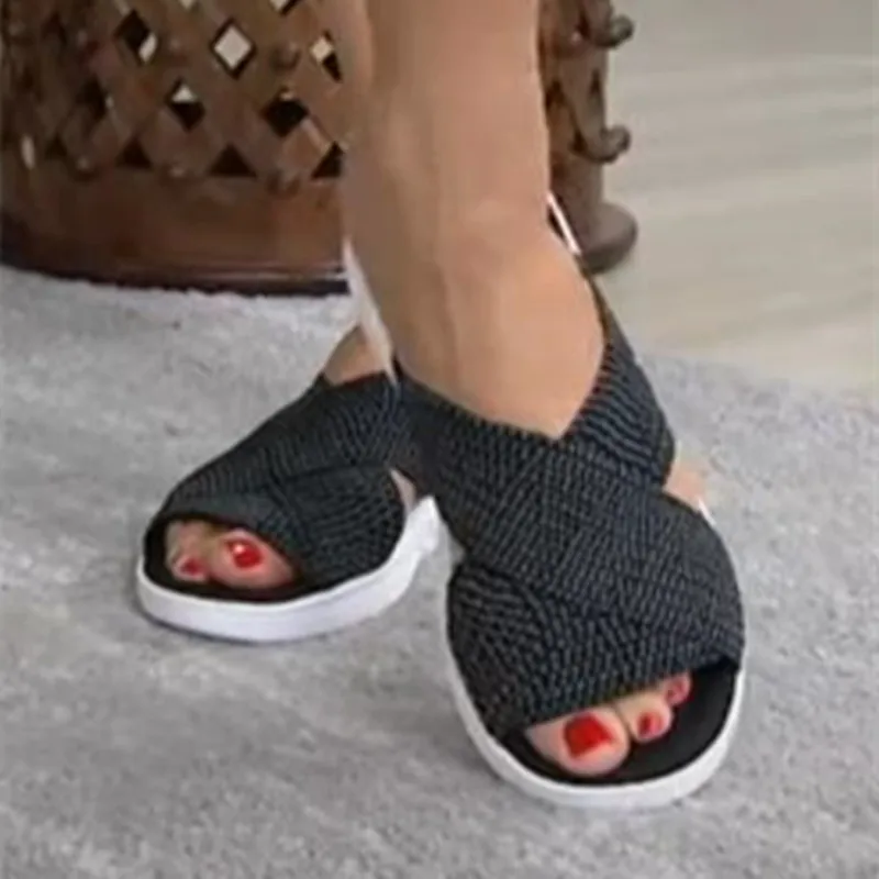 Сланцы женские на платформе повседневные шлепанцы удобная обувь плоской подошве