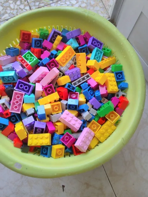 

1000 Pieces DIY Creative Building Blocks Bulk Sets City Classic Creator Bricks Assembly Brinquedos Educational Toys for Children