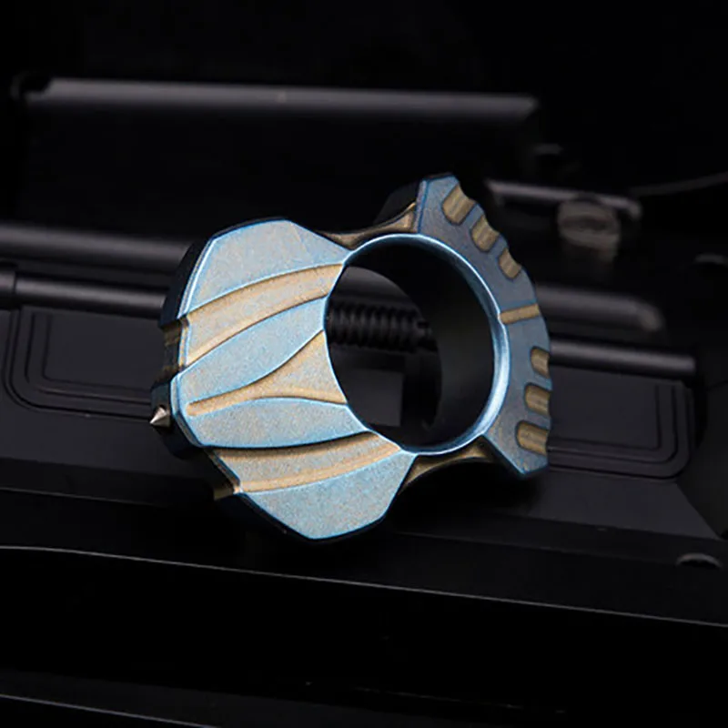 

Handy self defense ring pendant necklace self defense equipment defensa personal zelfverdediging
