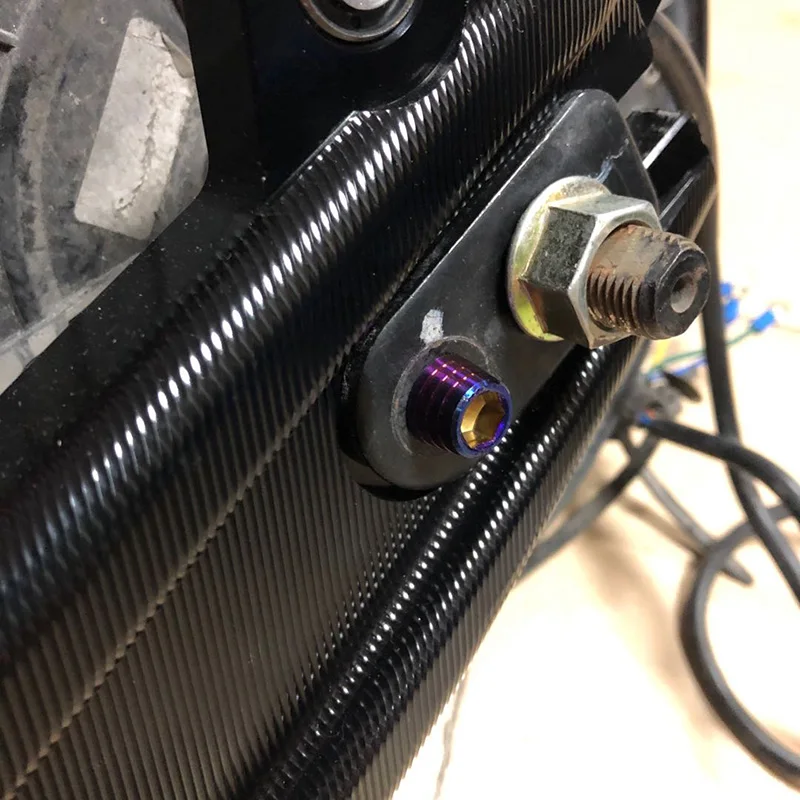 M10 * 20 мм винт из нержавеющей стали с грубыми зубьями метрический шагом 1 5 передняя