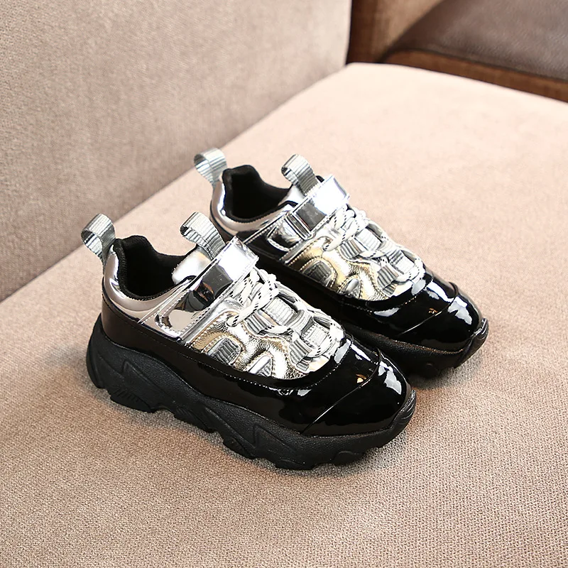 Детские спортивные кроссовки для мальчиков Черные бега сетчатые массивные