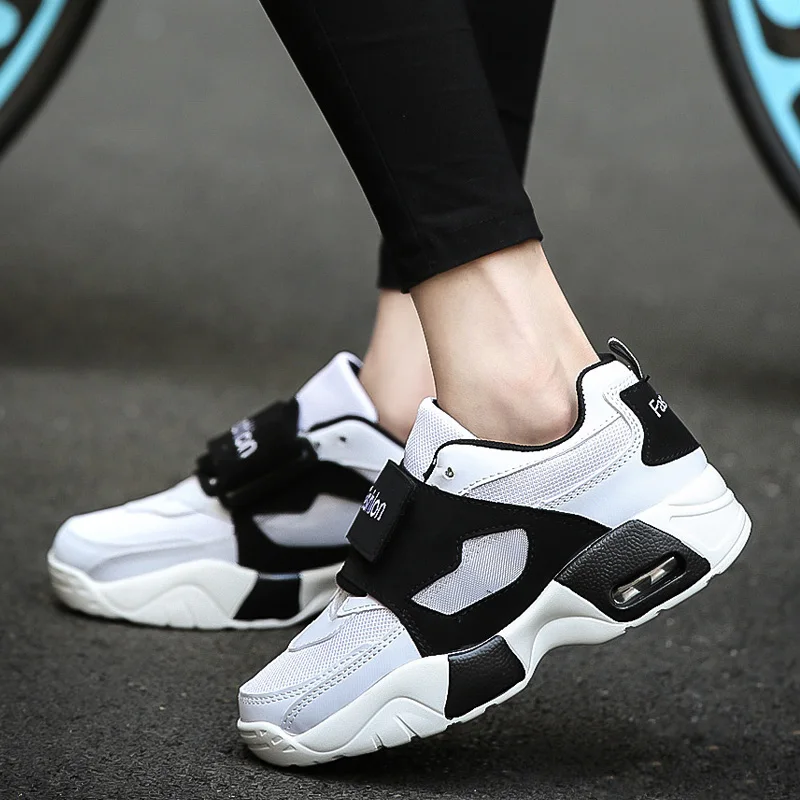 

Hot Brand Men Running Shoes Thick Bottom Dad Shoes Openwork Couple Mesh Shoes Breathable Mesh Lightweight Sneakers Comfortable