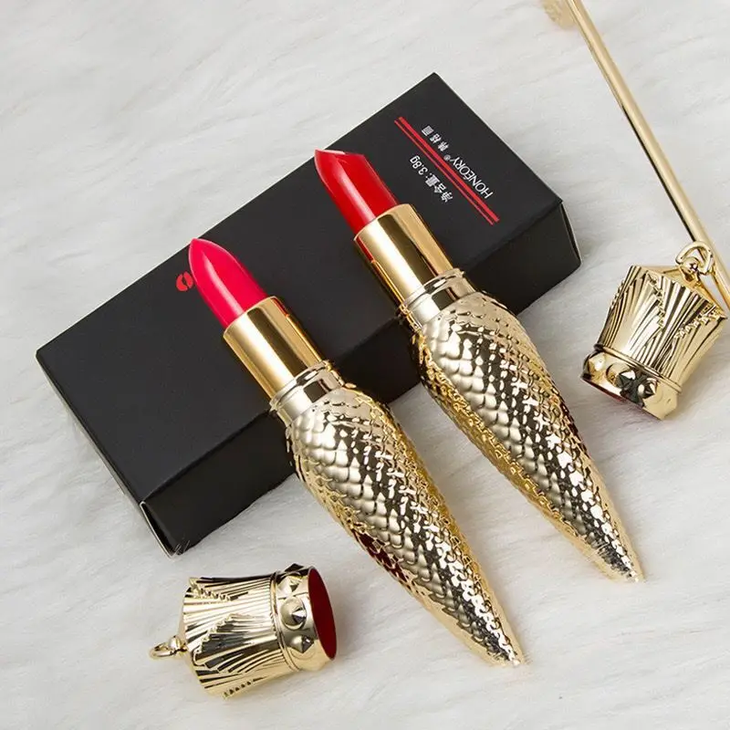 

Queen's wand lipstick, no fade, no stick cup, matte lipstick moisturizing and Moisturizing Series