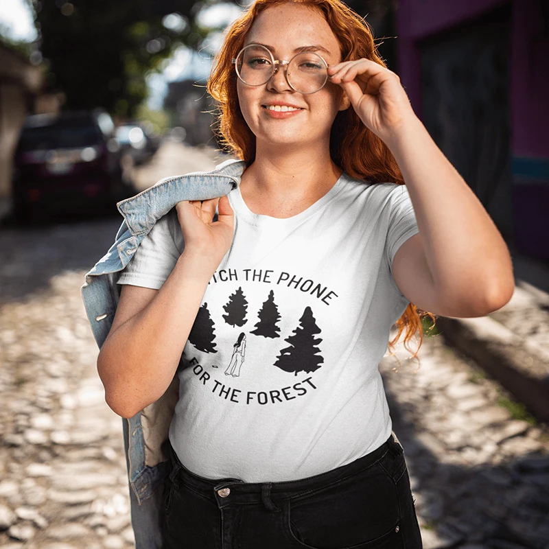Женская уличная футболка с изображением леса Ditch The Phone for Forest зеленая хлопковая