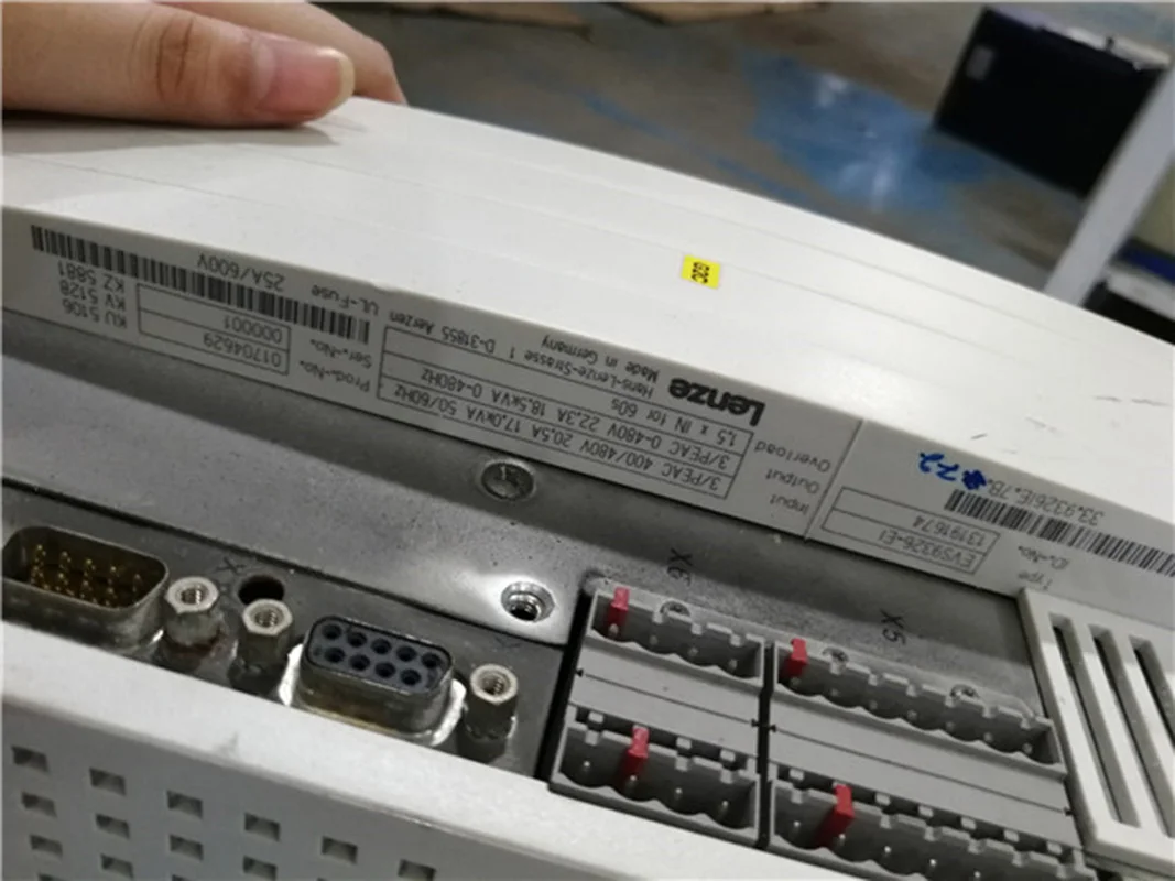 Lenze EVS9326-EI 9300 сервопривод EVS9326EI используется в хорошем состоянии | Инструменты