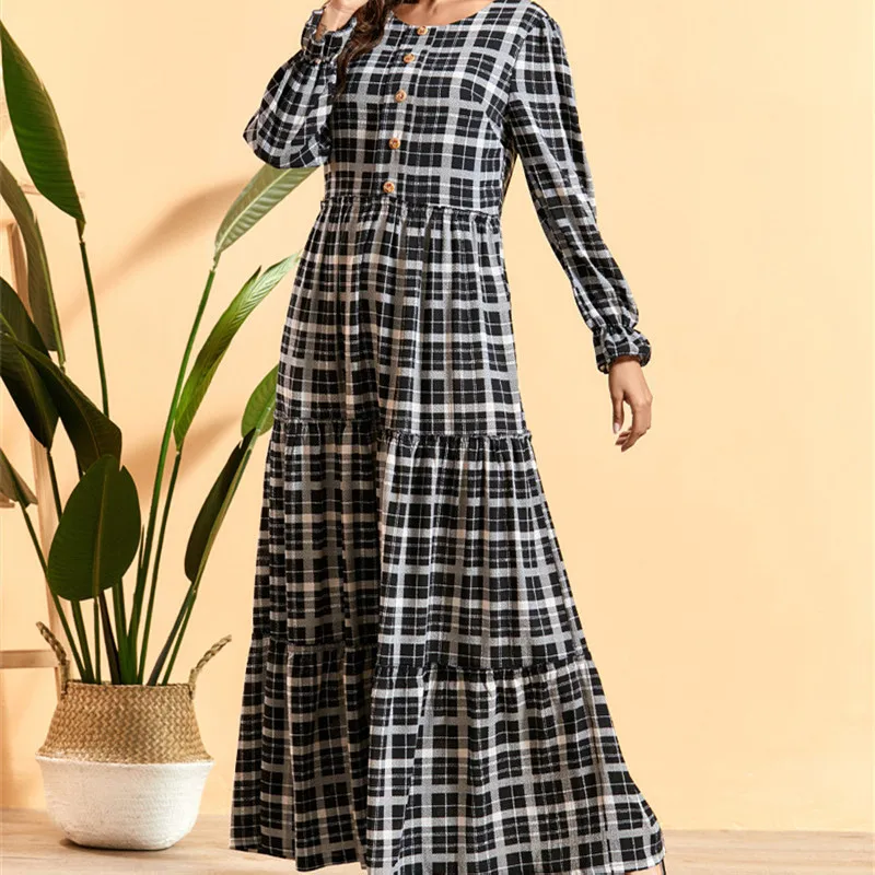 

2020 Spring Casual Women Plaid Maxi Dress Vintage O-neck Long Sleeves Patchwork Long Dress